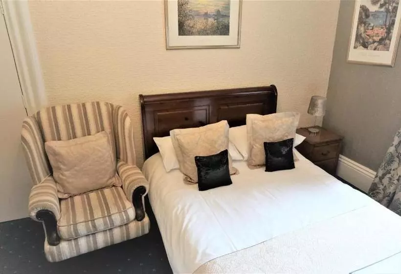 Pensão Britannia Guest House