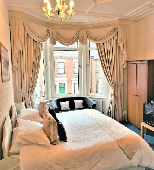 بنسيون Britannia Guest House