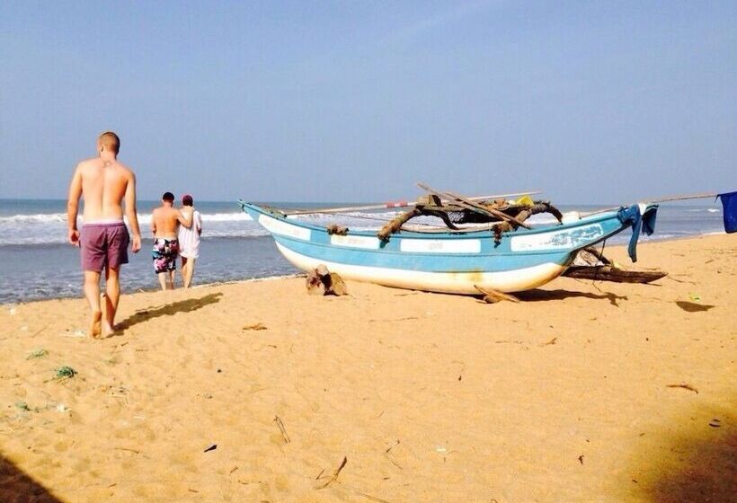 بنسيون Marigold Beachhouse