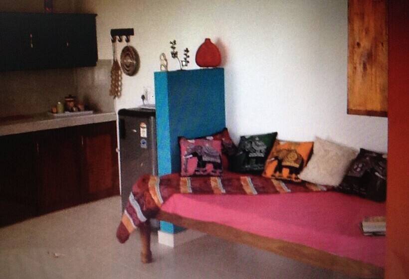 بنسيون Marigold Beachhouse