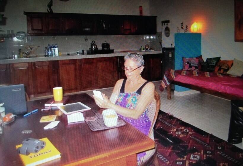 بنسيون Marigold Beachhouse