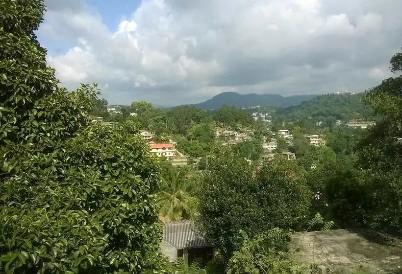 Pensión Sunny Hill Residence