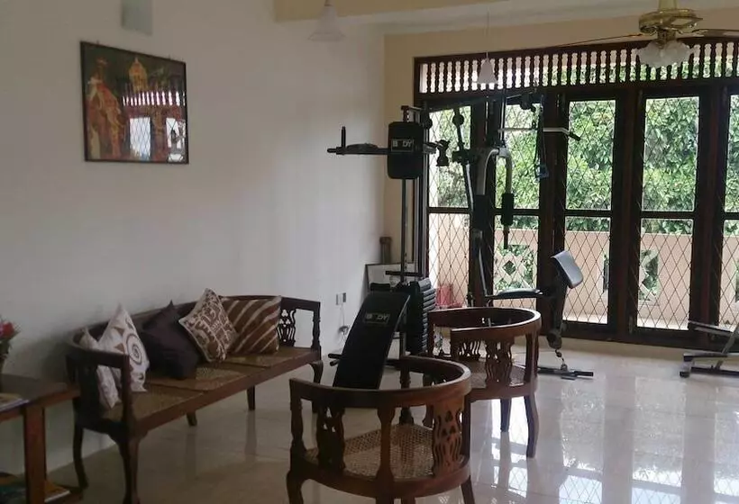 Pensión Sunny Hill Residence