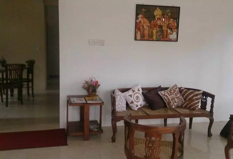 Pensión Sunny Hill Residence