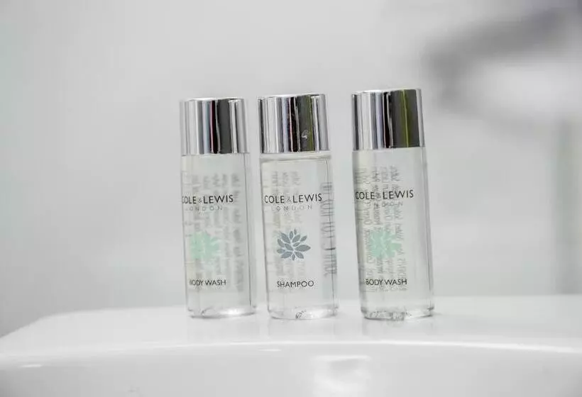 پانسیون The Coppice   Including Off Site Health Club