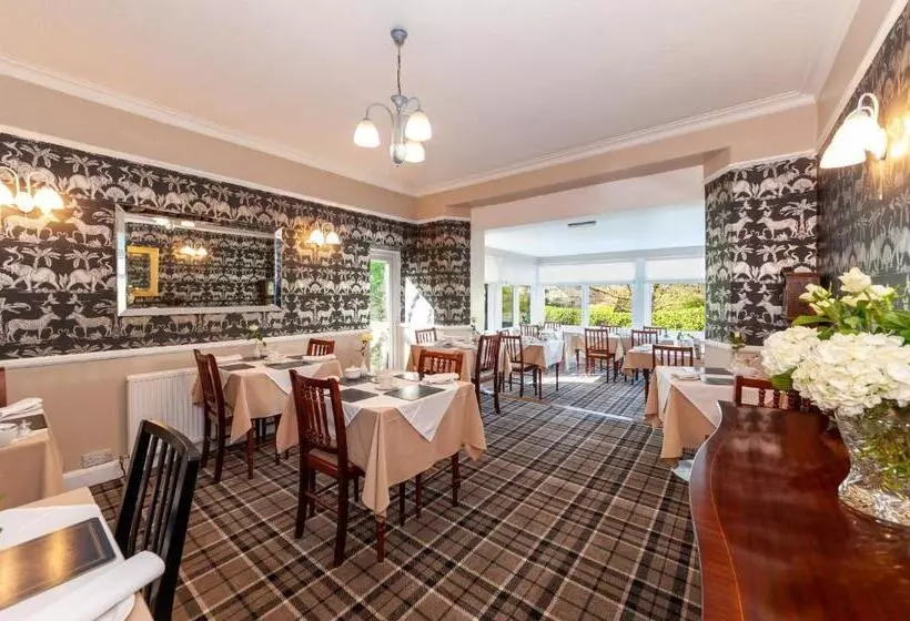 پانسیون The Coppice   Including Off Site Health Club