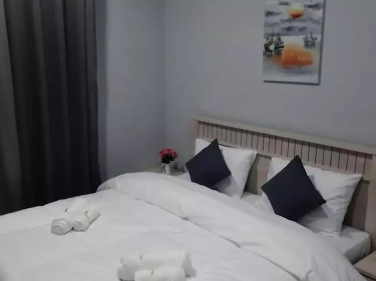 هتل Paris Furnished Apartments Tabasum Group