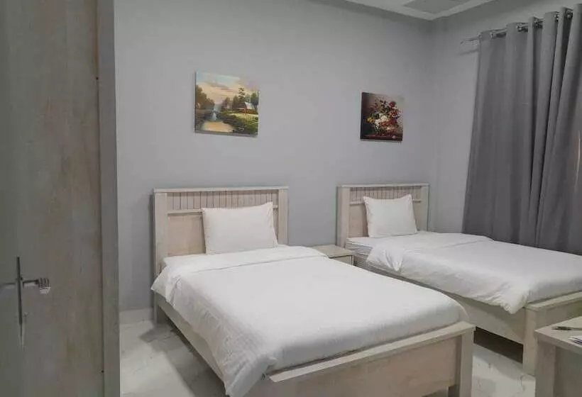 هتل Paris Furnished Apartments Tabasum Group