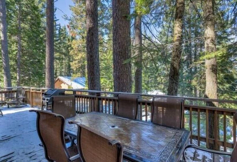 Scenic Wonders Yosemite Vista 3 Bedrooms