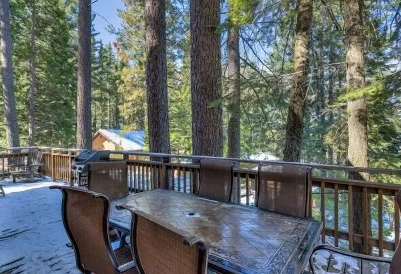 Scenic Wonders Yosemite Vista 3 Bedrooms