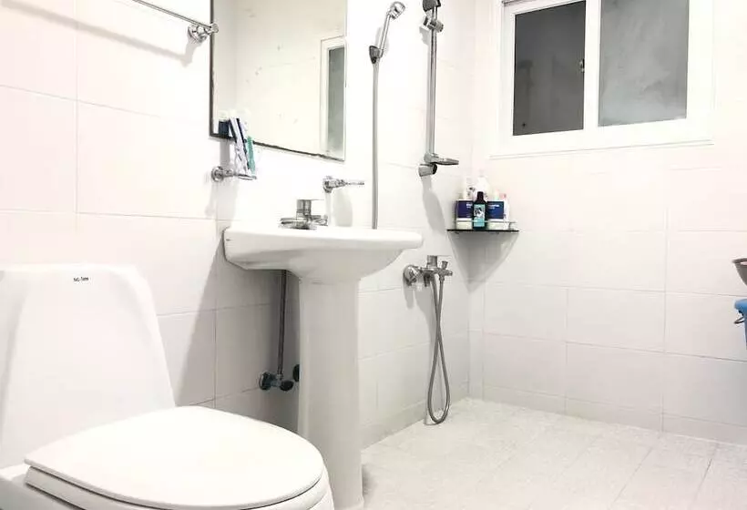 הוסטל Slow Citi Guest House