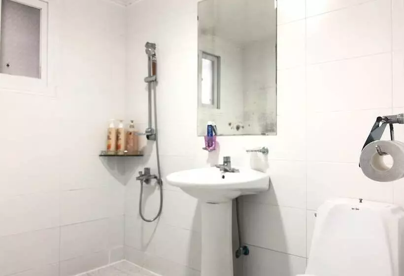 הוסטל Slow Citi Guest House