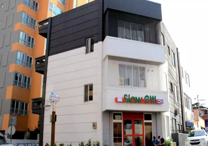הוסטל Slow Citi Guest House