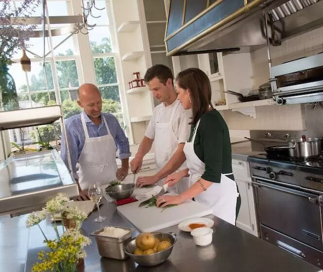 فندق Albemarle Estate At Trump Winery