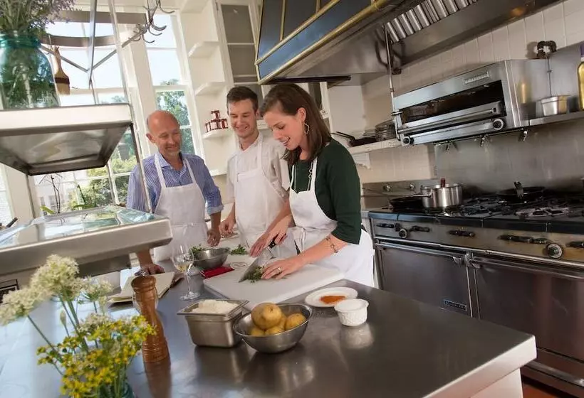 فندق Albemarle Estate At Trump Winery