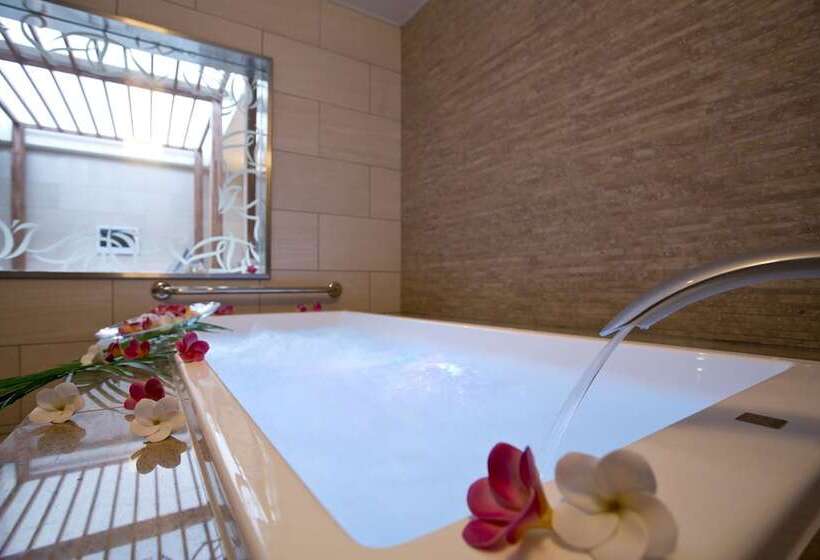 هتل And Spa Lotus Modern