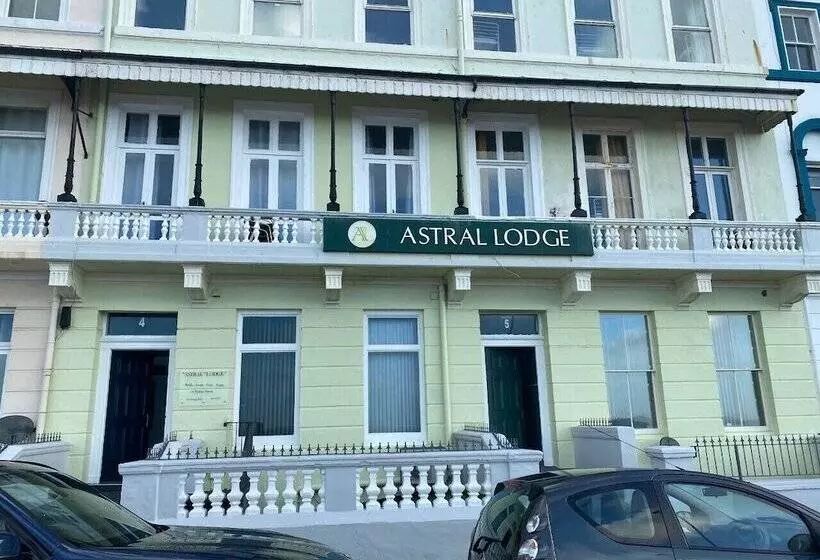 酒店 Astral Lodge