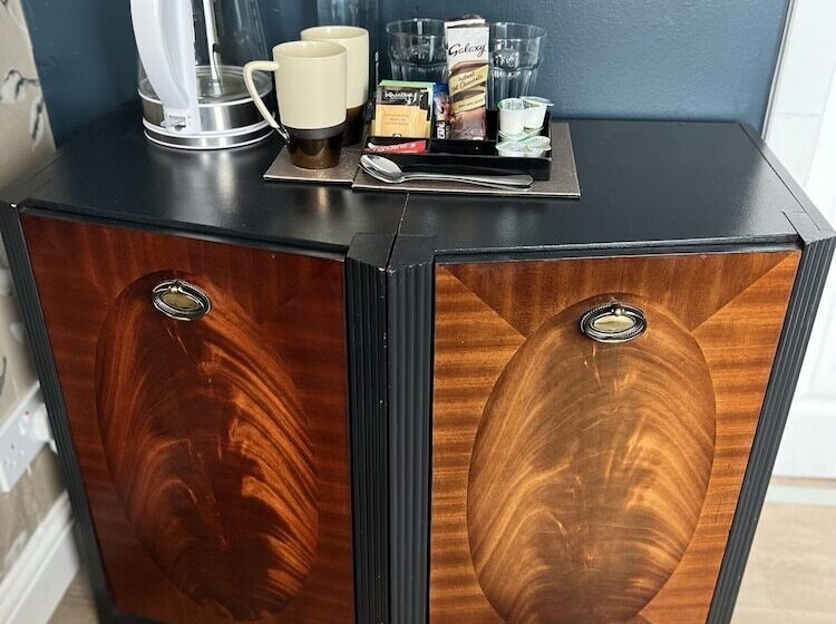 فندق Astral Lodge