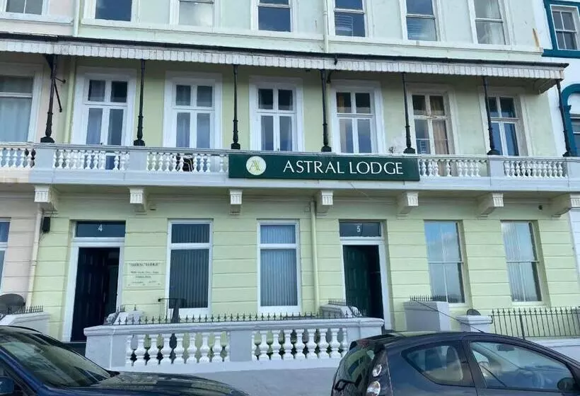 酒店 Astral Lodge