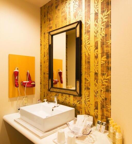 فندق Atlantis Higashi Osaka