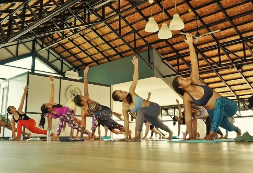 Hotell Coco Retreat Phuket Resort & Spa