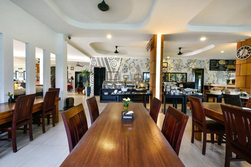 هتل Coco Retreat Phuket Resort & Spa