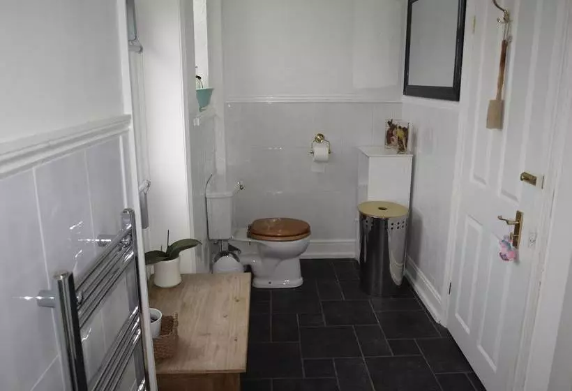 Hotel Holyhead Lodge