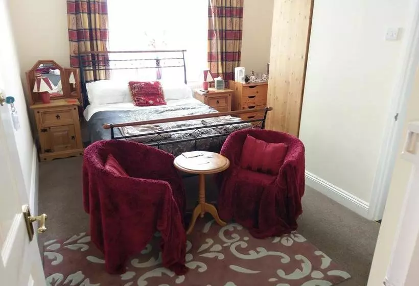 Hotel Holyhead Lodge