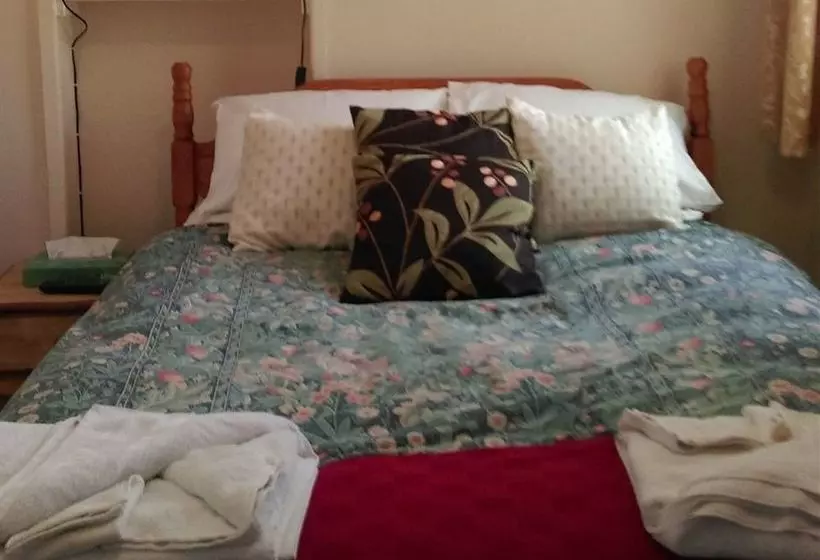 Hotel Holyhead Lodge