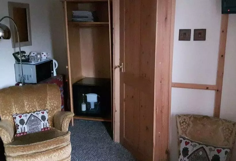 Hotel Holyhead Lodge