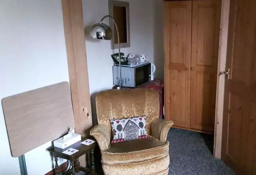 Hotel Holyhead Lodge