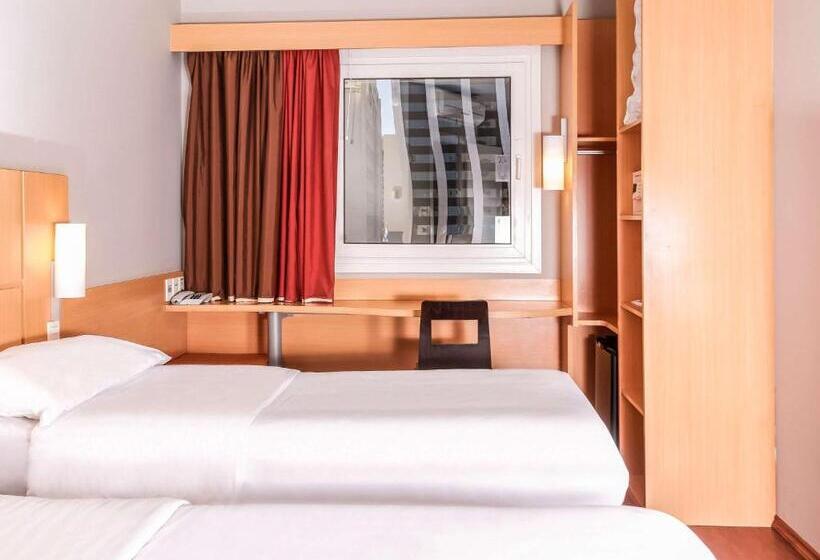 هتل Ibis Asuncion