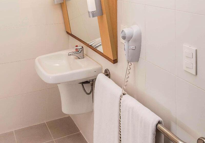 هتل Ibis Asuncion