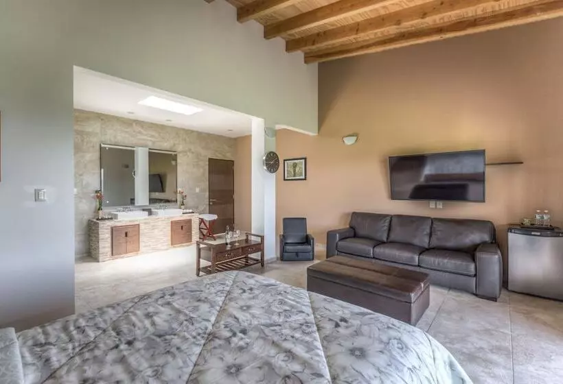 Hotel Matea San Isidro