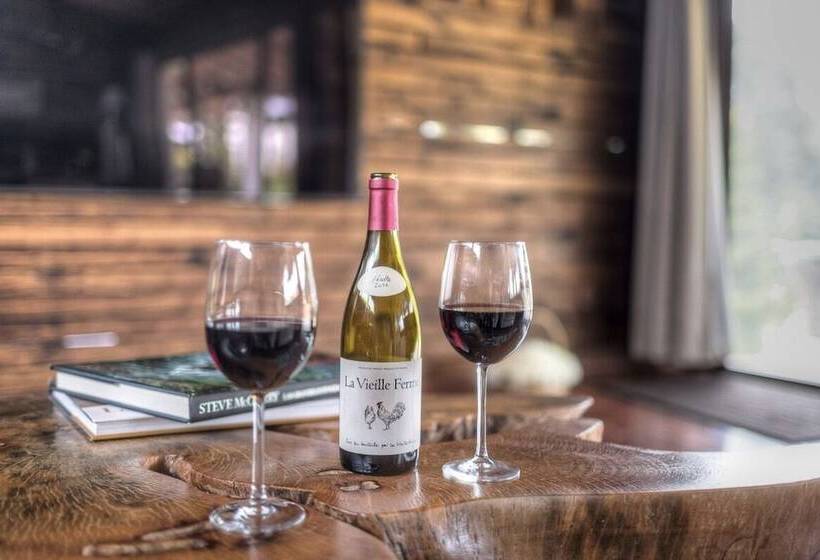 ホテル Matea San Isidro