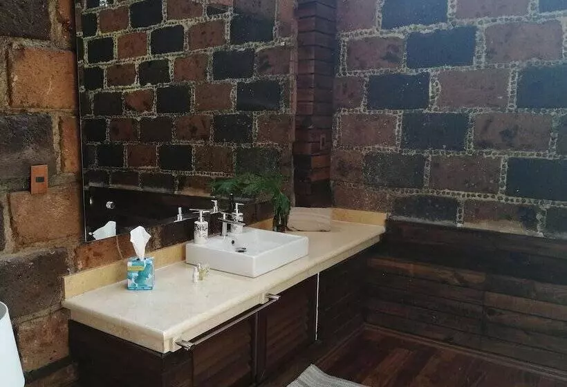 Hotel Matea San Isidro