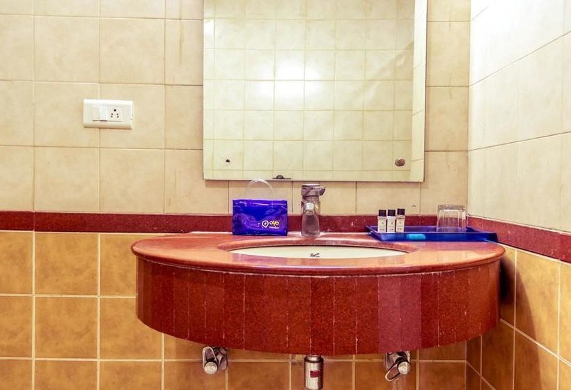 فندق Oyo Premium Station Road Visakhapatnam