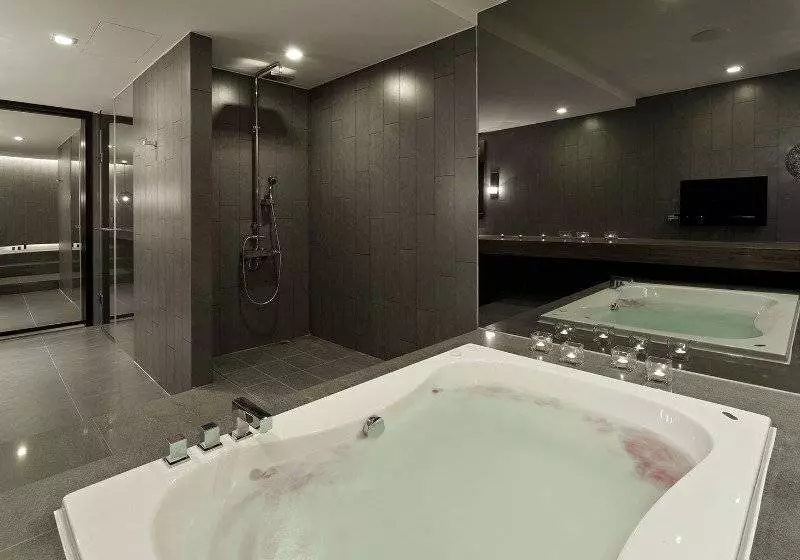 Talmud Hotel Kaohsiung Loveriver