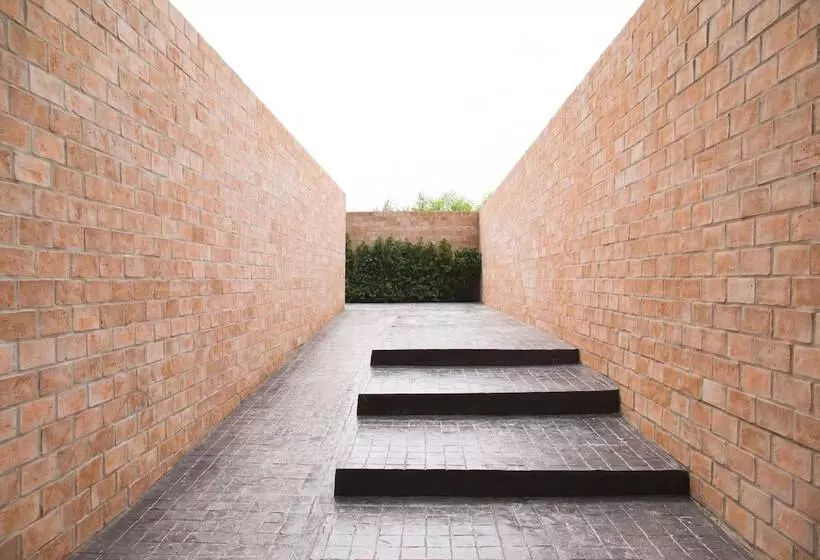 Theorie Hotel Sukhumvit By Slh   Sha Extra Plus