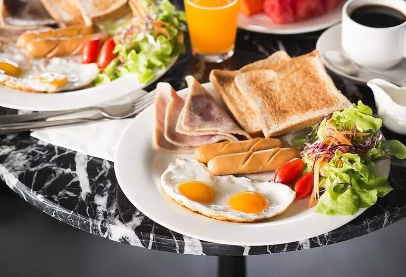 Theorie Hotel Sukhumvit By Slh   Sha Extra Plus