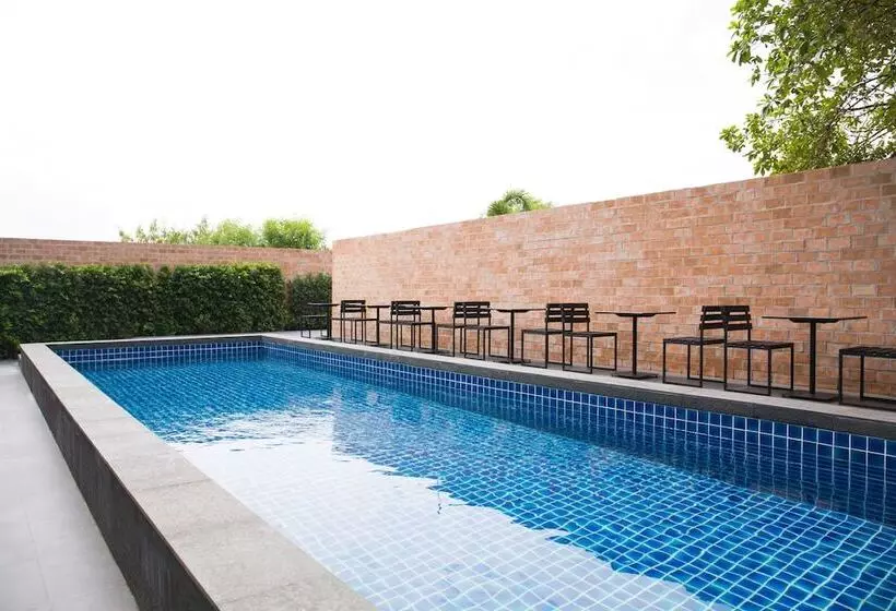 Theorie Hotel Sukhumvit By Slh   Sha Extra Plus