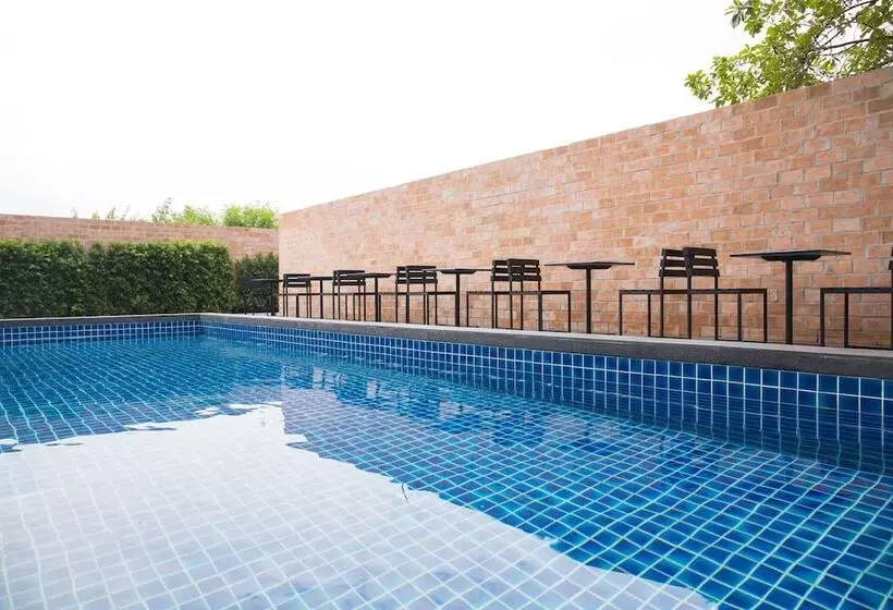 Theorie Hotel Sukhumvit By Slh   Sha Extra Plus