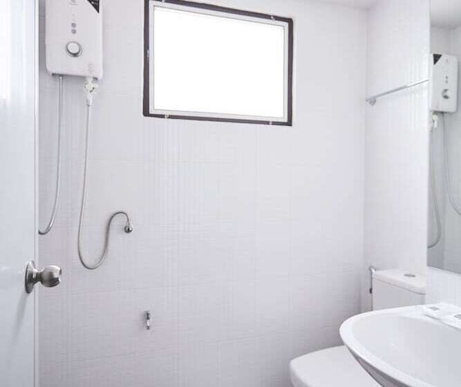 Theorie Hotel Sukhumvit By Slh Sha Extra Plus