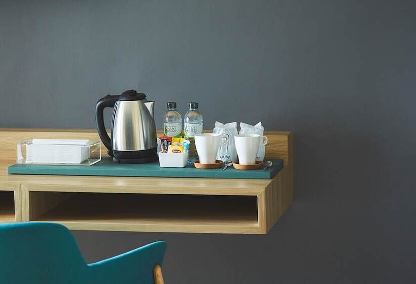 Theorie Hotel Sukhumvit By Slh Sha Extra Plus