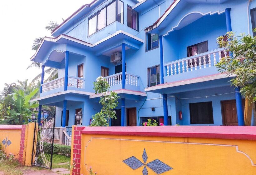 Morjim Sunset Guesthouse  Apartments With Kitchen & Ac Rooms