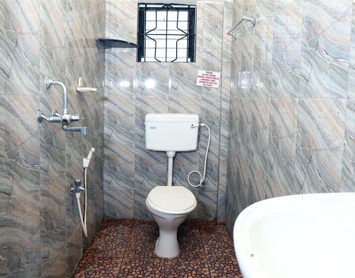 Morjim Sunset Guesthouse  Apartments With Kitchen & Ac Rooms