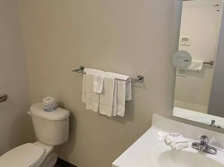 Motel 6 Saskatoon, Sk