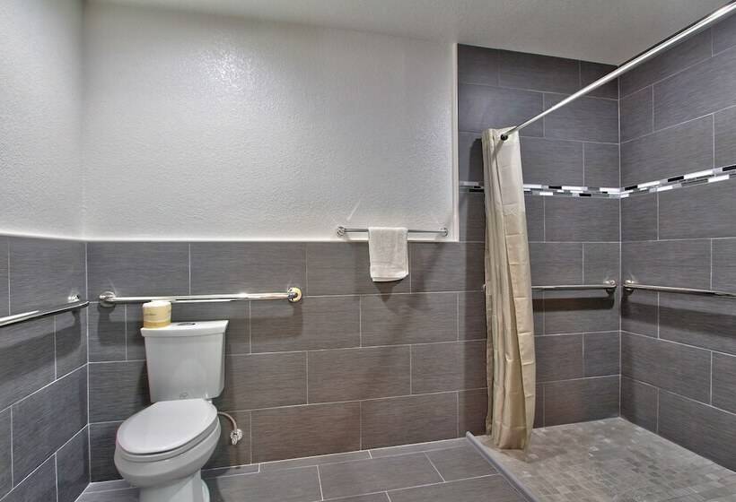 Мотель Coastal Valley Inn