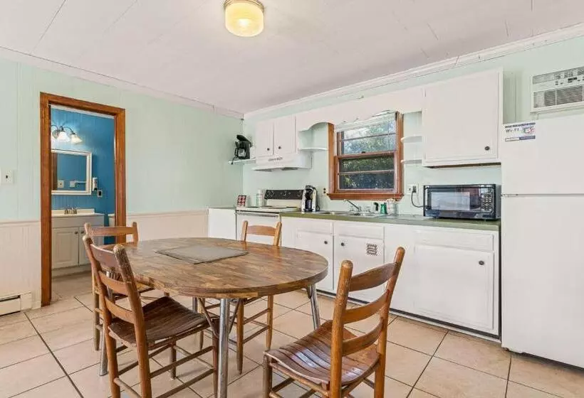 ペンション Oceanside Court By Kees Vacations