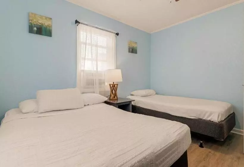 ペンション Oceanside Court By Kees Vacations